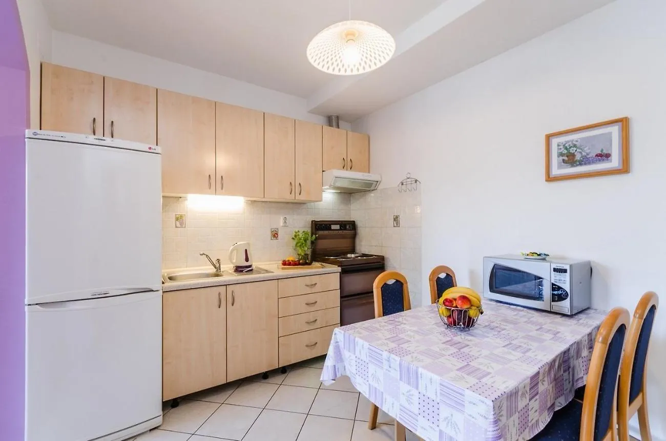 Apartments With A Parking Space Selce, Crikvenica - 22545
