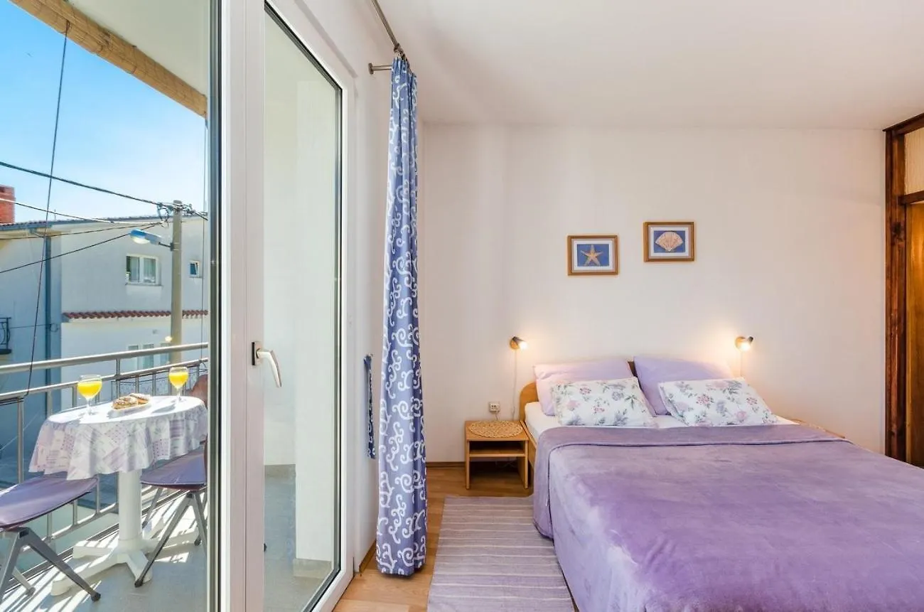 Apartments With A Parking Space Selce, Crikvenica - 22545
