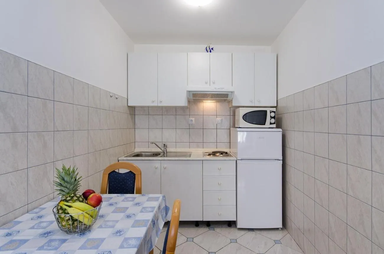 Apartments With A Parking Space Selce, Crikvenica - 22545