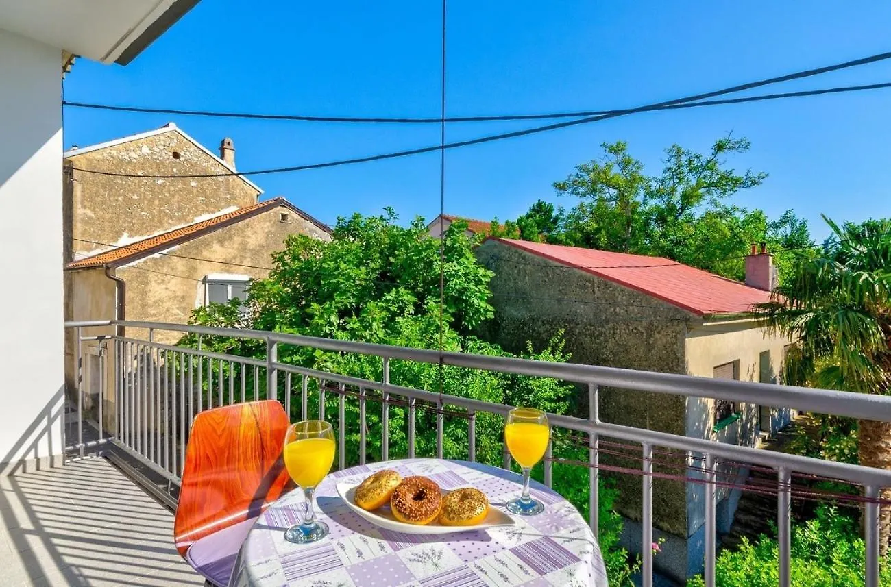 Apartments With A Parking Space Selce, Crikvenica - 22545 Croatia